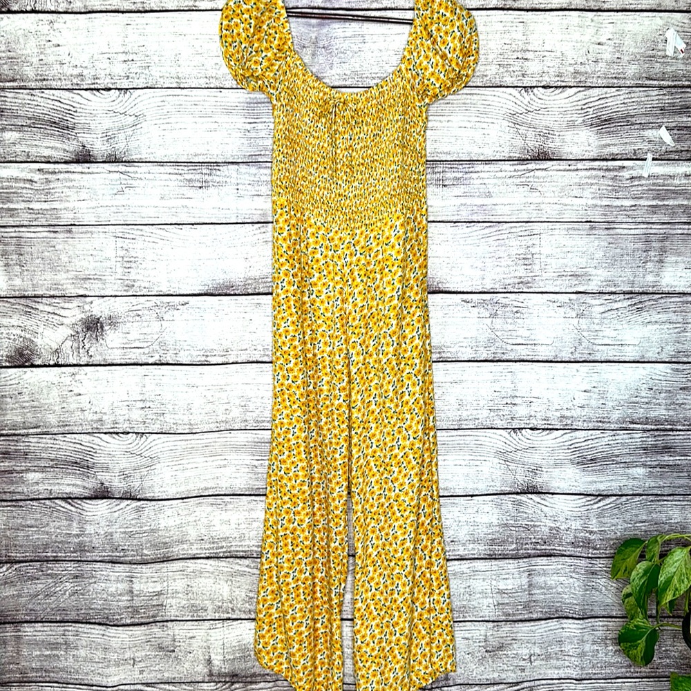 Faithfull The Brand Laszlo Smocked Floral Jumpsuit Anthropologie Size Small - Picture 7 of 10
